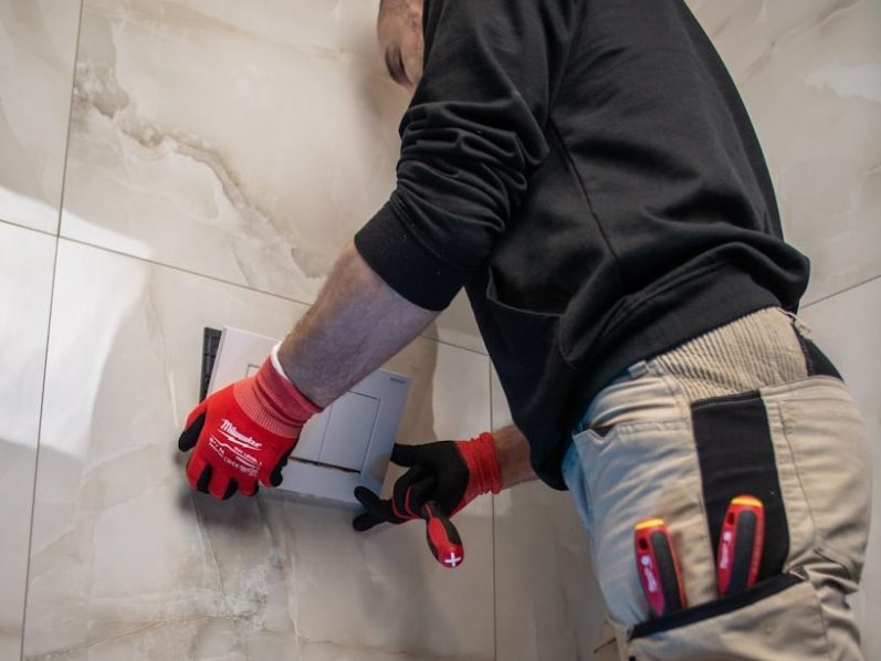 Handwerksleistungen im Raum Freiburg und Lörrach für kleine Aufgaben